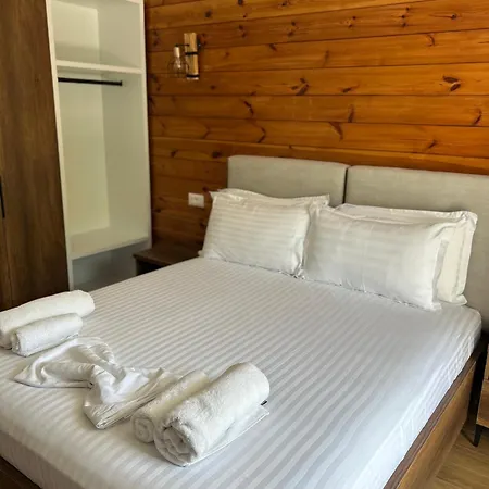 Otel Kayakhotel Nderlysaj